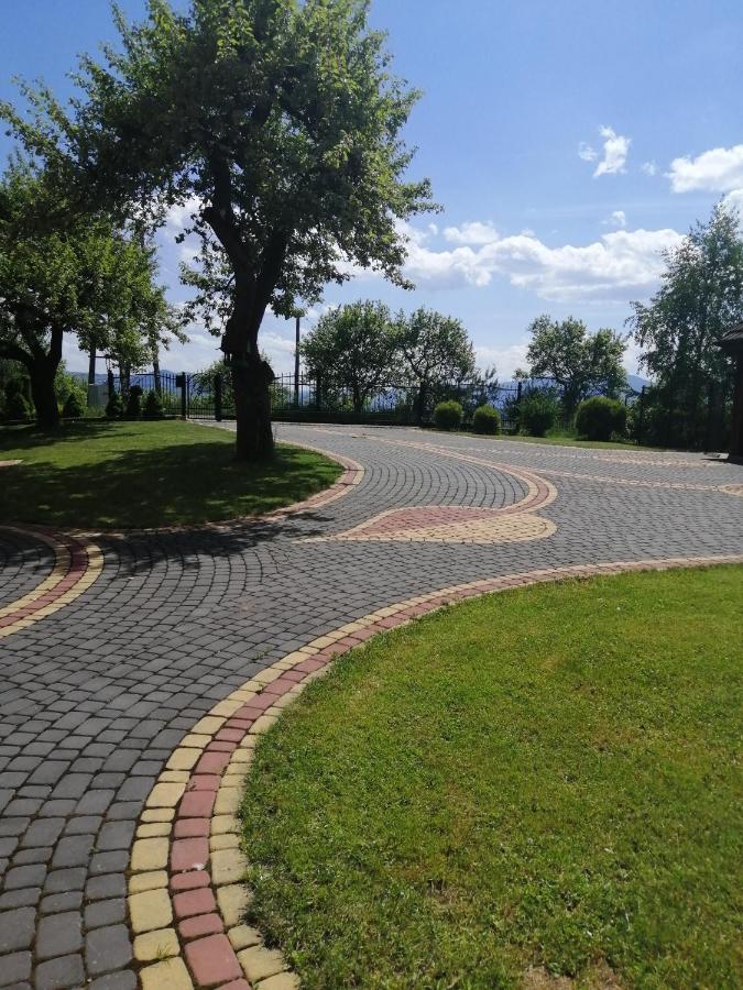 Dom Pod Jabloniami Villa Lukowica Exterior photo