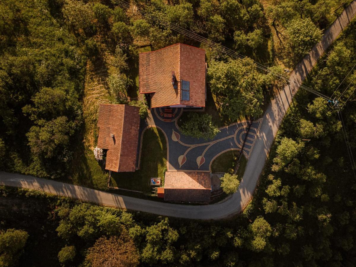 Dom Pod Jabloniami Villa Lukowica Exterior photo